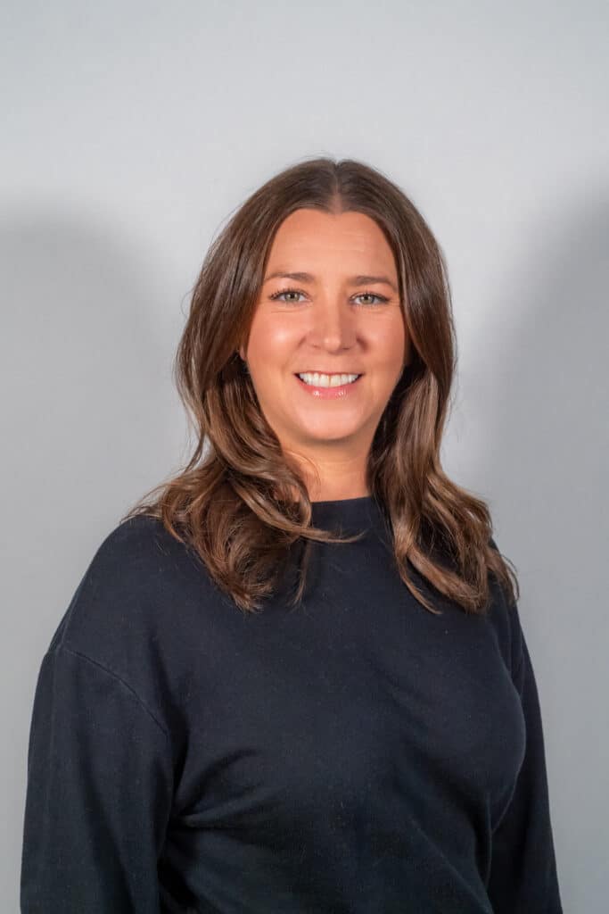 Jen Scordo Headshot